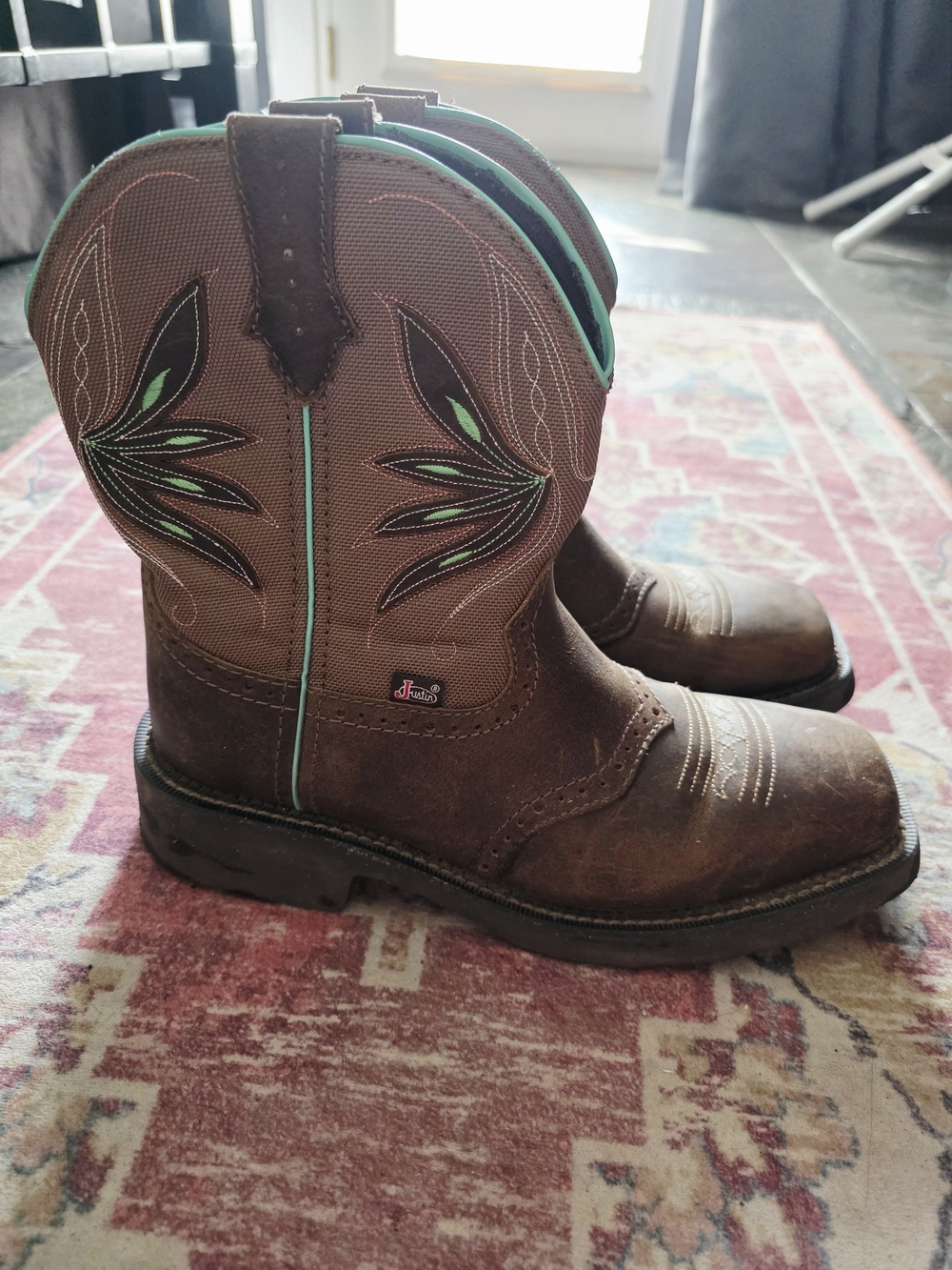 Justin Boots Brown Ankle Cowboy Booties with Turquoise Accents